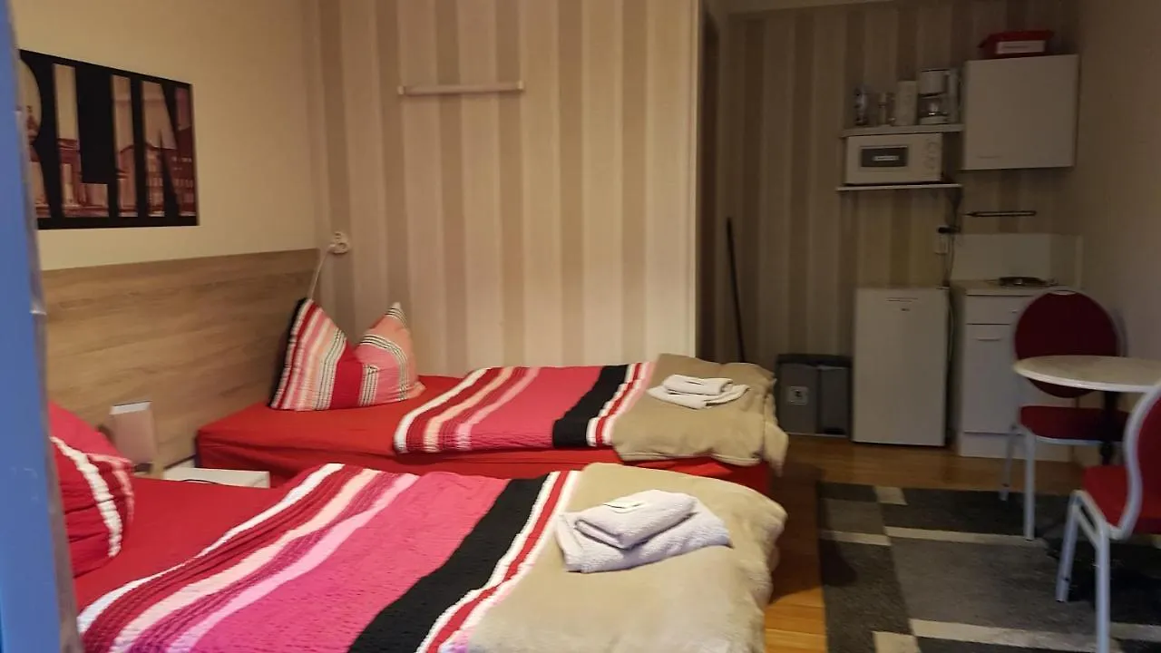 *** Affittacamere Pension Rahnsdorf Am Mueggelsee Berlino Germania