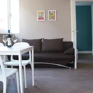 Apartmenthouse - Am Goerlitzer Park Berlín